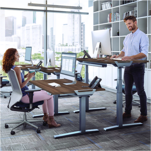 Levado™ Height Adjustable Desk - Walnut 1400mm