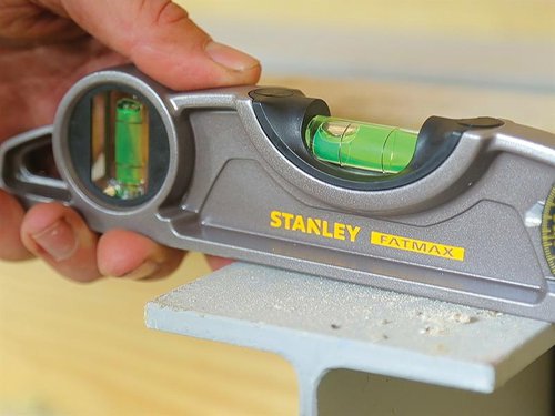 STANLEY® 0-43-609 FatMax® Pro Torpedo Level 25cm
