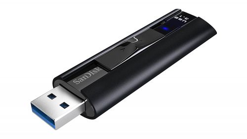 With write speeds of up to 150MB/s, the SanDisk Extreme® Go USB 3.1 Flash Drive lets you quickly copy and go. Up to 35X faster than standard USB 2.0 drives, so you can transfer a full-length 4K movie to the drive in less than 40 seconds. The design keeps the retractable connector protected when not in use, and the included SanDisk SecureAccess™ software provides password protection of your private files while leaving the rest of the drive available for sharing.