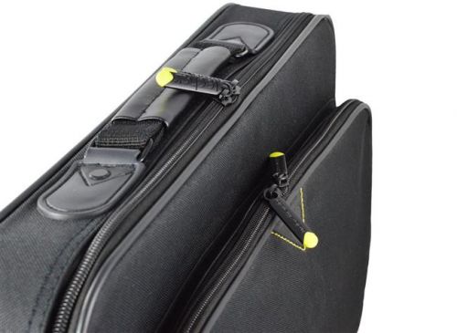 Tech Air 14.1 Inch Clamshell Notebook Case Black Laptop Cases 8TETANZ0102V5