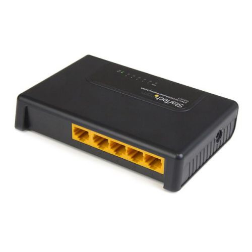 StarTech.com 5 Port Unmanaged Gigabit Ethernet Switch