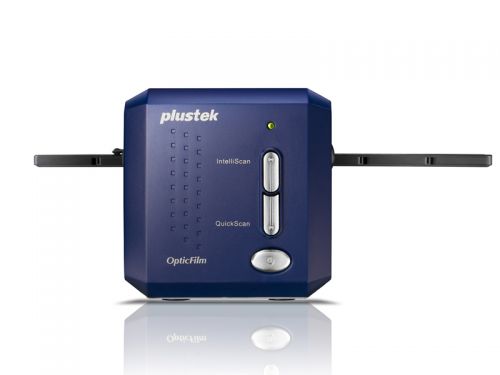Plustek OpticFilm high resolution film and slide scanners are used by professional photographers, amateur photographers, graphic designers, photo labs and schools worldwide.Plustek OpticFilm 8100 is a dedicated and versatile film scanner with 7200 dpi optical resolution. Its light sources give images more precise colour rendering with less power consumption. Two one-touch buttons make scanning easier and more efficient for sharing on websites such as Flickr, Facebook, Picasa, etc.Compared with the conventional flatbed scanners, the Plustek OpticFilm 8100 provides a much smaller footprint. The scanner is about the same size as a loaf of bread and takes less space on one’s desktop. All OpticFilm scanners also include a custom carrying bag that can be used for transportation or storage.The Plustek OpticFilm 8100 and SilverFast software make a perfect combination. SilverFast Multi-Exposure® is especially for increasing the dynamic range, which adds more shadow details and eliminates noise. SilverFast NegaFix® with over 120 profiles for negative film guarantees best results when converting negatives into brilliant positives.