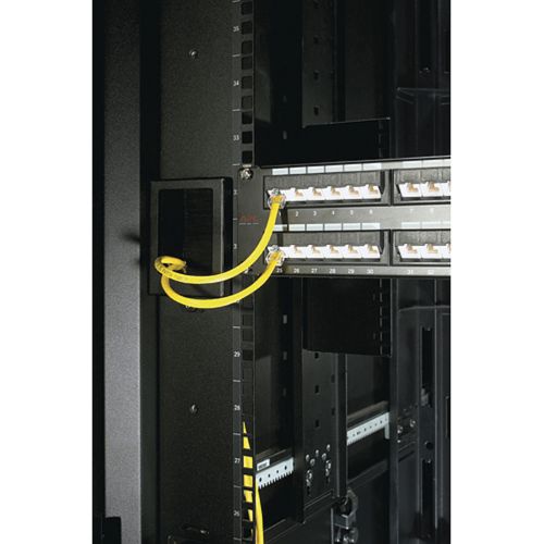 8APCAR7706 | Mounting Rail Brush Strips. Promotes proper airflow while allowing cables to be passed from the front to the rear of the rack.
