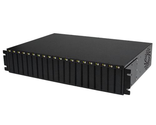 StarTech.com 20 Slot 2U RM Media Converter Chassis