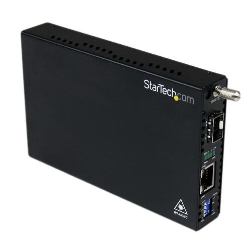 StarTech.com Gigabit Ethernet Fibre Media Converter with Open SFP Slot