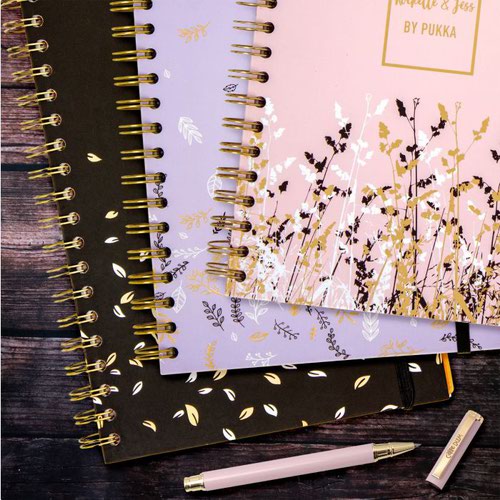 Pukka's Rochelle & Jess range will add beauty and elegance with subtle golden floral details and cute pastel colours. Perfect for organising notes, these project books feature four dividers with the added bonus of being repositionable. Supplied in assorted colours of unique chic designs, this pack contains three project books.