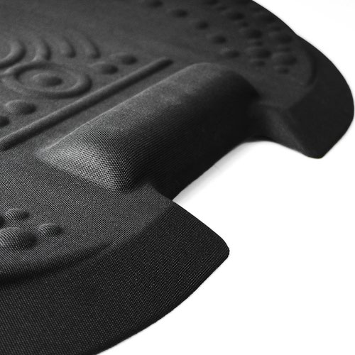 Designed specifically to use with standing desks, the compact ergonomic design of this mat offers exceptional fatigue relief.It combines massage features such as the massage pods, curves and 'ergo bar', areas to stretch your feet and leg muscles - the 'ergo bar' is particularly good for calf stretches, and an uneven surface to encourage spontaneous micro-movements.The System 4000X is a compact mat, perfect for small desk spaces or shorter users.  We recommend this mat for users under 5'6”