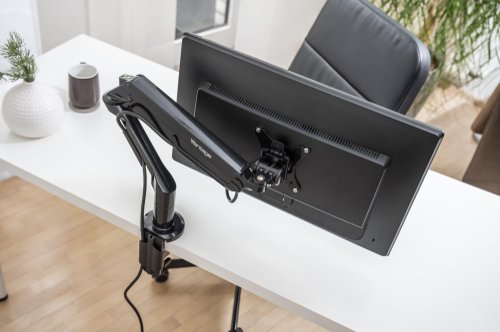 22901PL | Single monitor support arm with gas-spring technology for convenient and ergonomic monitor adjustment