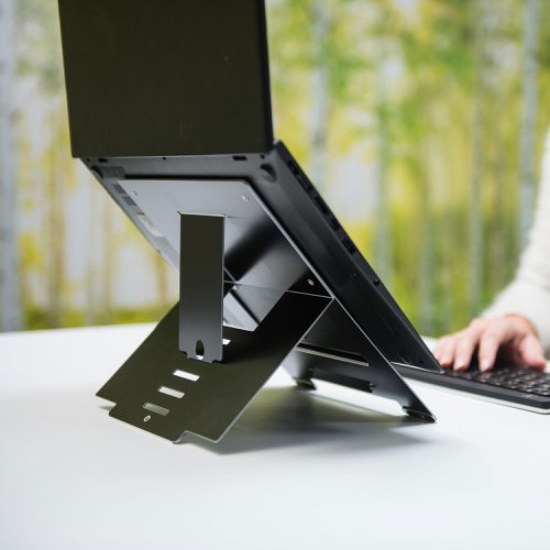 The R-Go Riser Flexible Laptop Stand quickly and easily creates your own ergonomic workstation. These stands lift your screen easily up to eye level. This puts your head in a natural position and reduces the tension in your neck and shoulder muscles. This laptop riser is height adjustable in 5 positions. The R-Go Riser Flexible is made of aluminium and has a slim design. Ideal to carry in your bag.