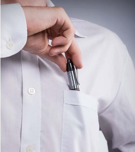 VR67804 | The Varta Pen Light is a compact and convenient gadget for application in hospitals, nursing homes, doctor's offices, and retirement homes. The diagnostic pen light is ideal for medical staff, doctors, medical specialists or ambulances. With its clip the light can be transported easily in the chest pocket of a shirt. It is also an ideal companion in the garage, shed, garden or construction site as well as for mechanics or craftsmen.