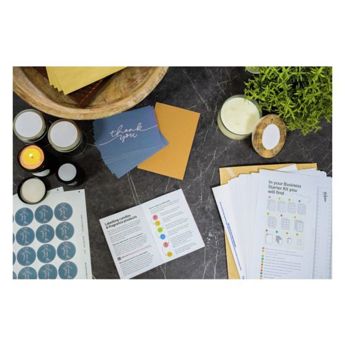 Avery Business Label Starter Guide and Kit (Assorted Pack) - BUSK1 Avery UK