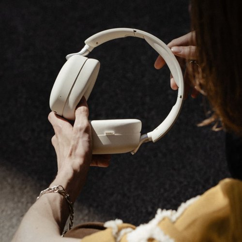 Sudio K2 Pro Hybrid Active Noise Cancelling Bluetooth White Headphones - Best Price Headphones UK