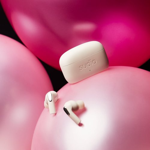Sudio E3 True Wireless White Earbuds with Charging Case - Best Price Headphones UK