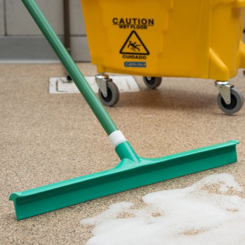 Carlisle 24in Solid One-Piece Squeegee Green Pack EA