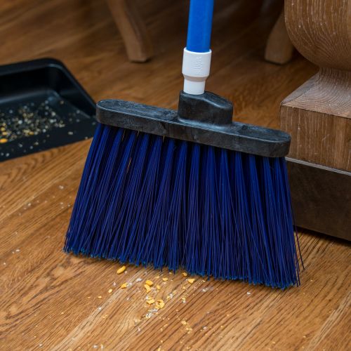 Carlisle Spectrum Duo-Sweep 56in Angle Broom BL Pack EA