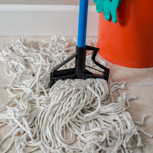 Carlisle Quik-Release Fiberglass Mop Handle 60in Pack EA