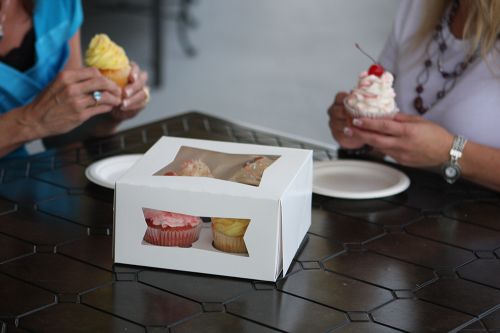 Southern 6x6x3 White Bakery Box With window SBS Pack 200