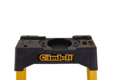 Certified to EN 131 ProfessionalInsluated to 30,000 voltsRubber feet & aluminium side arms help prevent slips & twists as there are no tapes or flimsy arms to breakLightweight steps with high safety rail providing added safety when working at high levelsIntegral tool tray incorporates a bucket hook & 110 mm & 180 mm recesses for holding paint cans