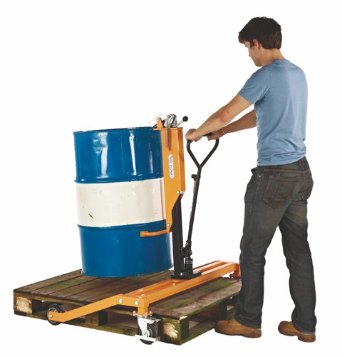Designed to carry full or empty 210 litre steel drumsThis unit smoothy lifts the drum (in 20mm increments) which is held firm by the clampIdeal for moving drums from Euro & UK pallets