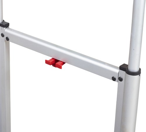 GI392Y | Plastic platform with integral carry handlesUnique wheels which fold underneath the platform when the handle is foldedTelescopic Handle with 3 heights: 720/820/920mm