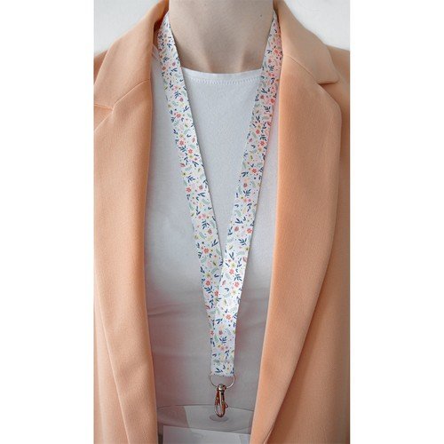 Avery 10 recycled floral pattern neck lanyards with carabiner