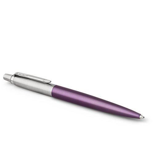11351NR | Slow down and appreciate the experience of expressing your thoughts and ideas on paper with the PARKER Jotter Victoria Violet ballpoint pen. A style icon for over 60 years, the Jotter has a fresh, streamlined design. It features a stainless steel barrel in a lovely violet finish, linished stainless steel cap, high-shine trims, and an arrowhead clip. The Jotterâ€™s stunning details make it a refined gift for graduates, first-time job seekers, or anyone who appreciates the art of fine writing. This Jotter pen's name is inspired by the city of London.