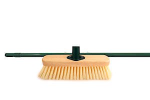 Charles Bentley 11” Varnished PVC Brush Head & Metal Handle