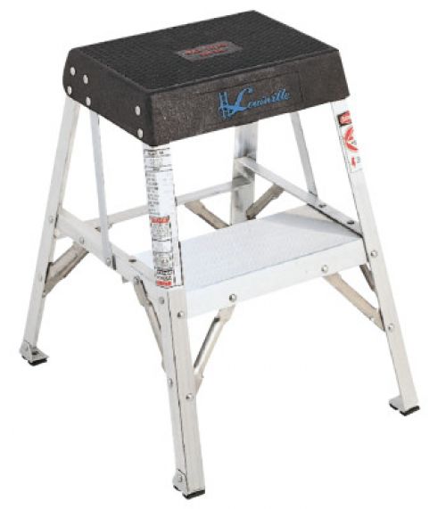 300 lb. Aluminum AY8001 12 In H Step Stand 