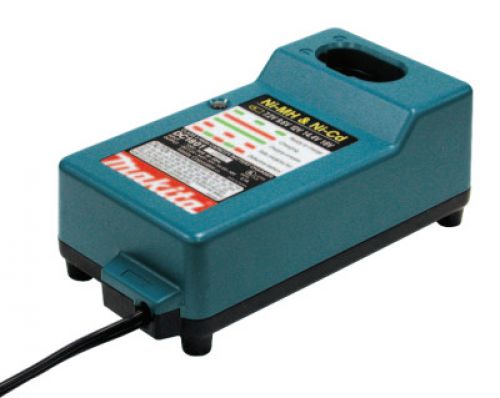 MAKITA UNIVERSAL VOLTAGE CHARGER