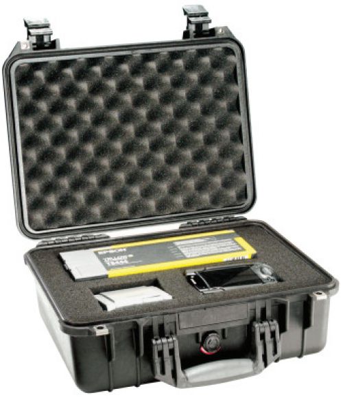 1450 Medium Protector Case, with Logo, 24.39 in L x 19.36 in W x 8.79 in D, Black, with Foam