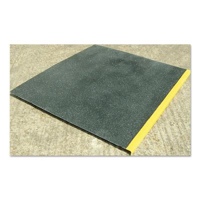 SafeStep Anti-Slip Step Edges, 10 in x 32 in, Black/Yellow