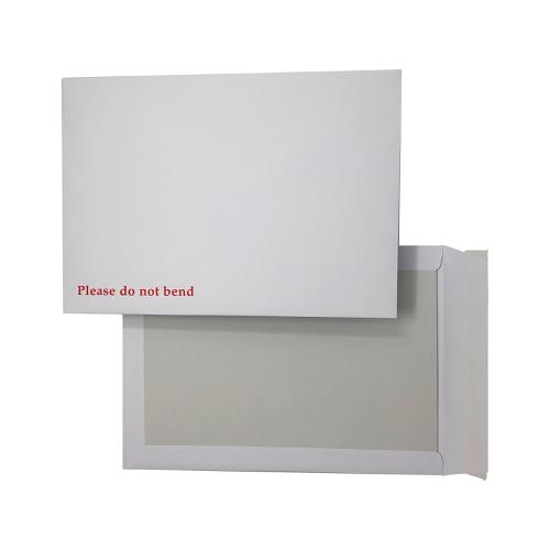 Pack of 125 Plus Fabric Board Back C4 Envelopes 120gsm Peel And Seal White 