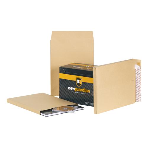 New Guardian Envelopes FSC Hvyweight Peel & Seal Gusset 130gsm 406x305x25mm Manilla Ref B27326 [Pack 100]