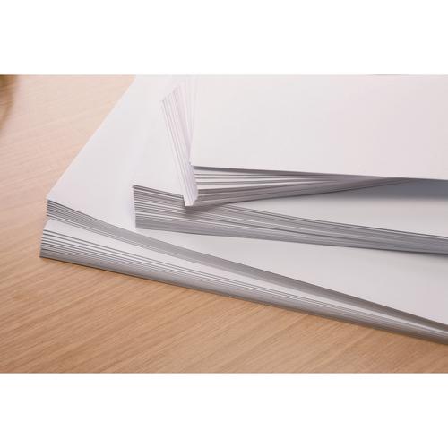 Plus Fabric Envelopes PEFC Wallet Self Seal Window 120gsm C6 114x162mm White Ref F22670 [Pack 500] Bong UK Ltd
