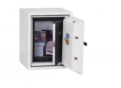 57877PH | THE PHOENIX DATACARE is designed to meet the requirement of a large capacity fire protection unit for computer backup tapes and digital media such as CD’s, DVD’s and memory sticks. Suitable for use in residential or business premises. 