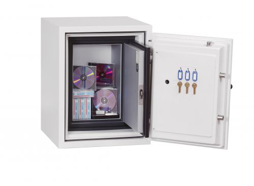 57856PH | THE PHOENIX DATACARE is designed to meet the requirement of a large capacity fire protection unit for computer backup tapes and digital media such as CD’s, DVD’s and memory sticks. Suitable for use in residential or business premises. 