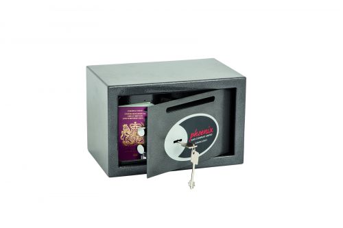 THE PHOENIX VELA DEPOSIT is designed for use at home or in the office for storage of valuables, cash and important documents. With its high quality key-lock it is ideal for multiple applications. 
