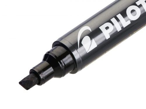 Pilot 400 Permanent Marker Chisel Tip 4mm Line Black (Pack 15 + 5 Free) - 3131910504061  31585PT