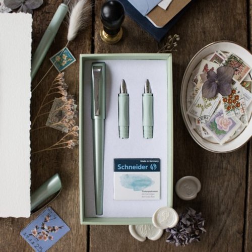 Schneider Callissima Calligraphy & Writing Fountain Pen Gift Set - Mint Gift Set contains  3 Nibs & Coloured Ink cartridges - 143811