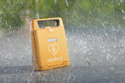 Mindray BeneHeart C1A Defibrillator - Fully Automatic AED (Voice-Guided CPR Instructions)