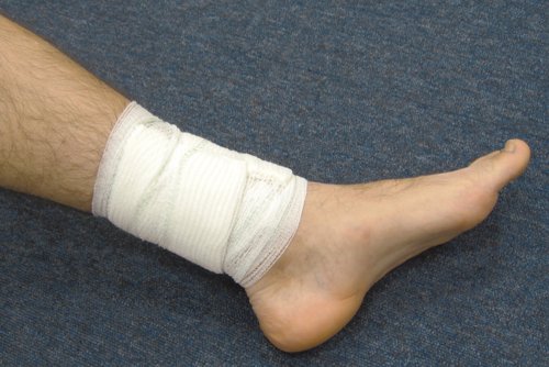 HypaCover Sterile Dressing Large 18cm x 18cm (Pack 6) - D7632PK6  11262FA