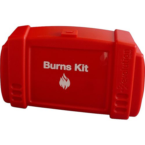 11269FA | Evolution Burn Stop Burns Kits are an economical solution for treatment of burn injuries, designed to be convenient in case of a burns emergency. They contain fast acting, quick relief dressings and gels to cool, soothe and stop the burn process. The content is supplied in a durable, robust Evolution hard case. Evolution Burn Stop Burns Kits is easy to identify and recognise, being in a bright red colour and having a white cross and ”Burns Kit” marking on the case. The kits can be wall mounted with the help of a bracket (not included) for better storage.Contents:1x First Aid Guidance Leaflet   2x Burn Stop® Burn Dressings (10x10cm)  3x Burn Stop® Gel Sachets (3.5g)    12x HypaBand Safety Pins 2x HypaBand Conforming Bandages   2x HypaTouch Disposable Gloves (Pair) 