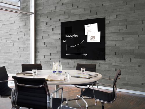 GL210 | As an agile tool, the large magnetic glass boards are ideal for creative brainstorming sessions and contemporary work methods such as Scrum, Kanban, Design Thinking and much more besides. The magnetic glass board in 120 x 90 cm format in black is the perfect setting for your ideas and eye-catching on any wall.Box contents: 1x Glass whiteboard, screws, anchors for solid walls, mounting instructions incl. drilling template, 2 extra-strong SuperDym magnets GL705 (silver, cube design)