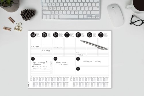 SIGEL's tear-off paper desk pad is decorative, practical, and protects your desk from ink and hot cups, both in your on-site office and home office. Quality made in Germany - the paper desk pad ”Weekly Planner” with calendar for 2 years (DE, EN, FR, NL) in the A3 format (42 x 29,7 cm) provides protection, plenty of space for writing on its 30 sheets, and is extremely durable.