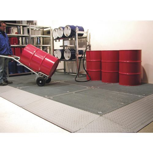 Low profile galvanised sump flooring - Corner access ramp