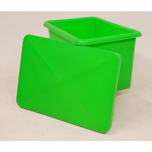 300L nestable plastic container trucks - plywood base, green
