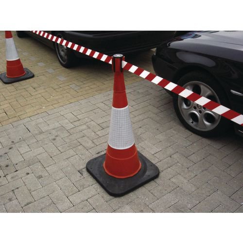 SBY13393 | Allowing you to cordon off road works along with any other dangerous areas, this web belt prevents accidents on the road. Suitable for use with most standard size traffic cones, this unit features a highly visible red and white chevron webbing that can extend up to 4m. A retractable design means that storage is made far easier.