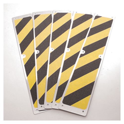 Grip Foot Aluminium Stairtread 625mm X 114mm Black/Yellow (Pack Of 5)