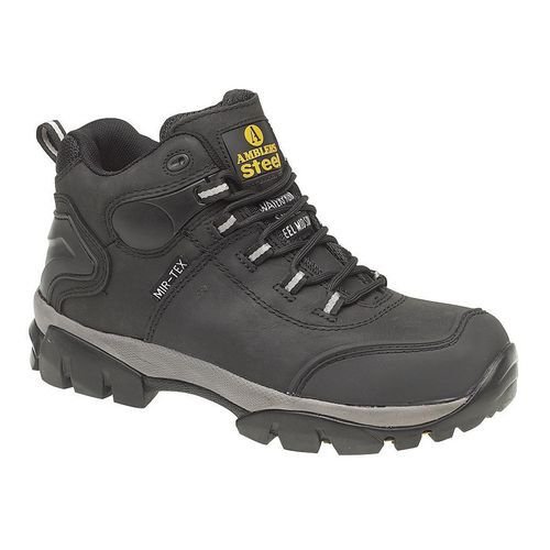 Trainer style safety boots