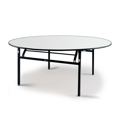 Soft top folding banqueting tables